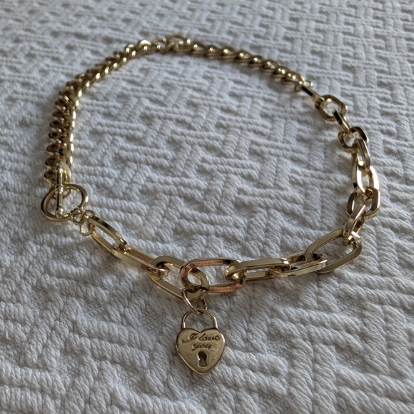 Jewelry - Heart Pendant Necklace